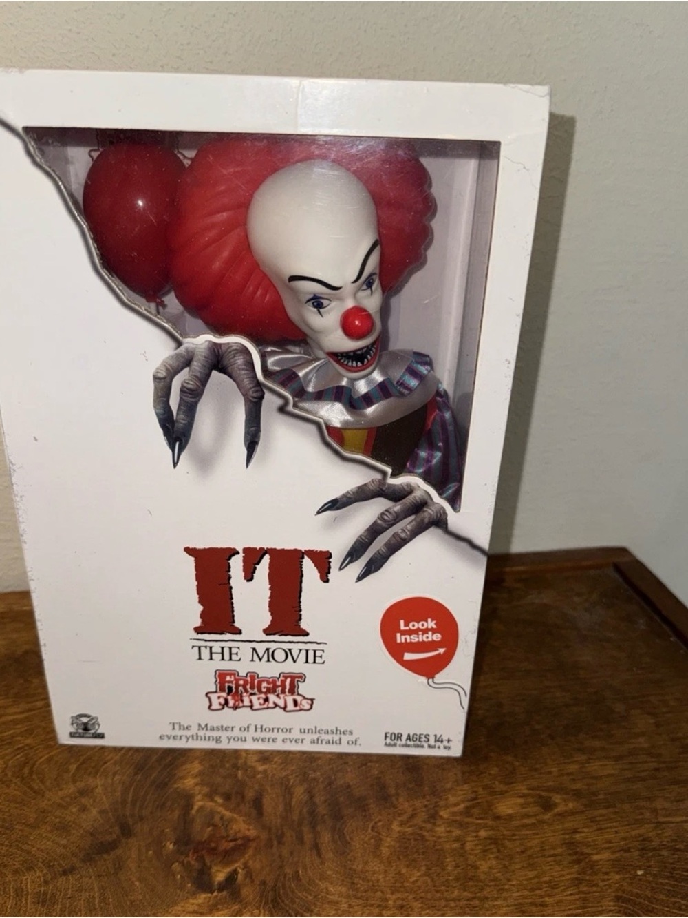 NEW/SEALED IT Pennywise Doll, Balloon & Boat  Fright Fiends by CultureFly